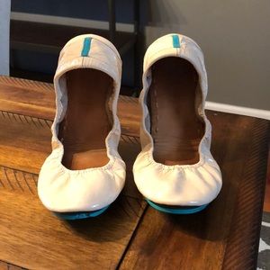 Size 11 Biscotti patent Tieks